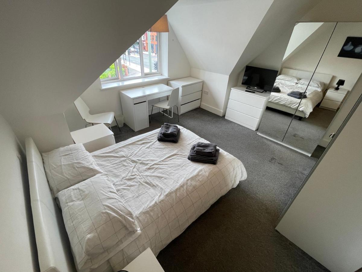 2 Bedroom 2 Bathroom Apartment 8 Including Free Parking Bromley Zewnętrze zdjęcie