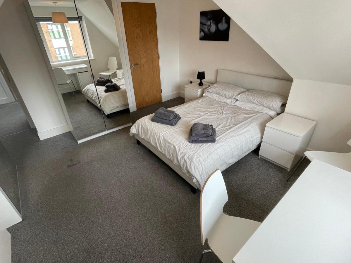 2 Bedroom 2 Bathroom Apartment 8 Including Free Parking Bromley Zewnętrze zdjęcie