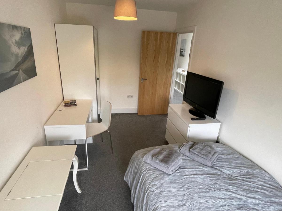 2 Bedroom 2 Bathroom Apartment 8 Including Free Parking Bromley Zewnętrze zdjęcie